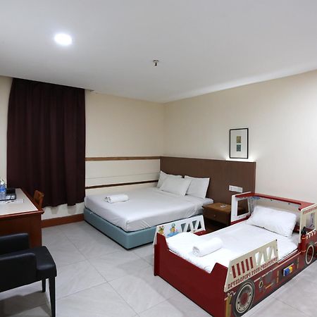 Hotel La Isra At Bukit Bintang Kuala Lumpur Exterior foto